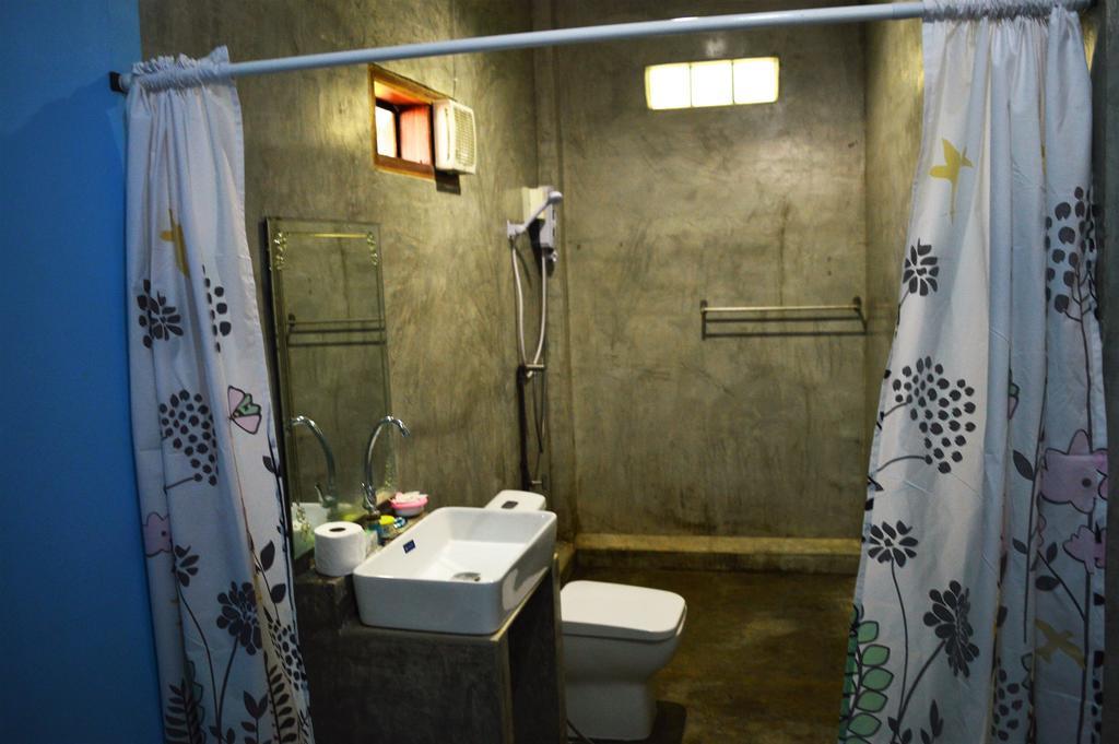 Hotel Monkey House Pai Exterior foto